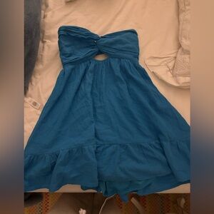 Blue strapless summer dress with cutout and cute back